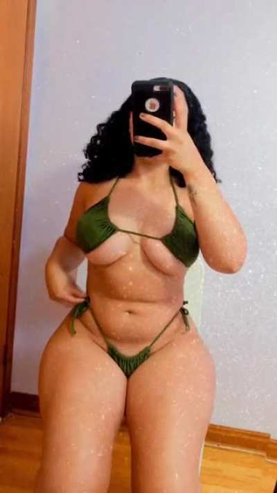 THICK LIGHT<wbr>SKIN😍<wbr>🤤