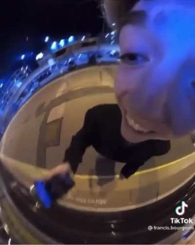 Cheeky devil has a hilarious freak out.