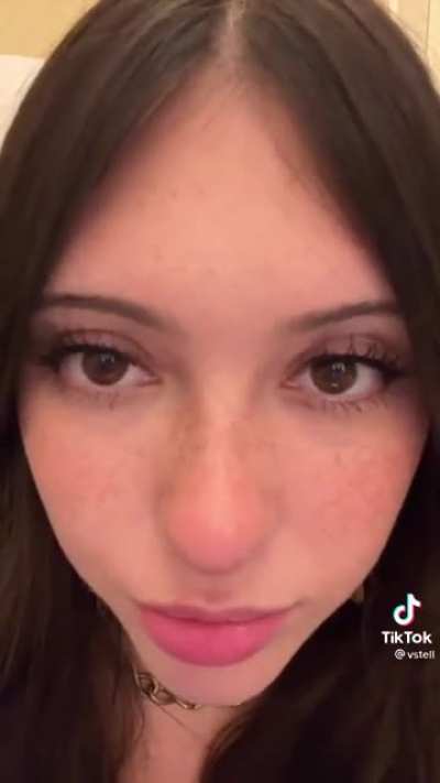 👀