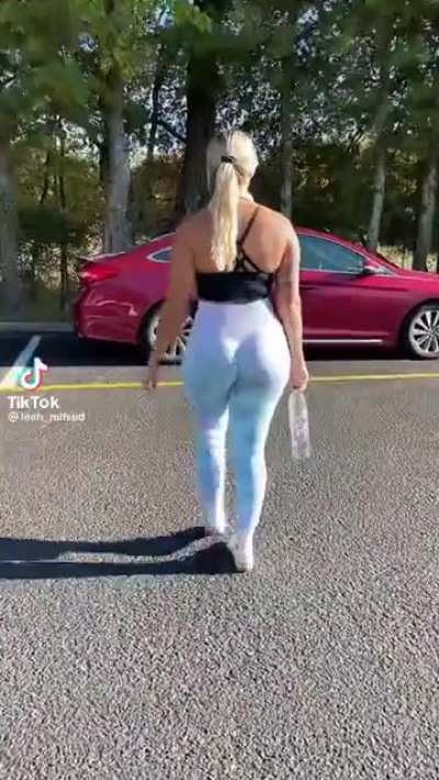 🧟‍♂️🍑