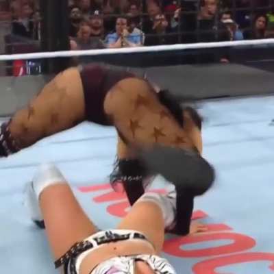 Liv morgan and Roxanne perez