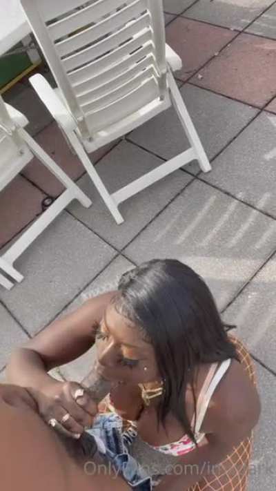 DAMN Lala knows how to give a good blowjob! (Full Video 👉🏿 Twitter: @cams<wbr>oda_b<wbr>addie<wbr>s)