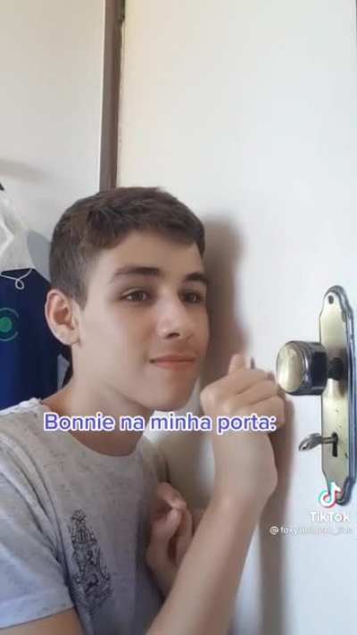 Odeio o bonnie na minha porta