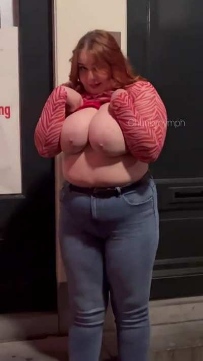 Flashing in the red light district