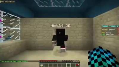 kid rages at minecraft but the screams are perfectly cut (credits to Xtr3m3RapidFire on youtube)