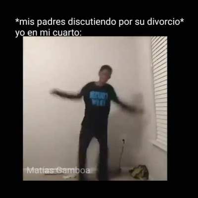 Ya sólo escucho golpes