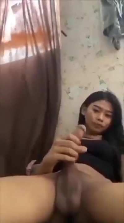 When you picture me, do you envision a dude or a chick?