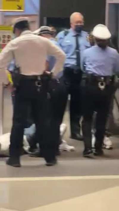 Man assaults police officer at Philadelphia International and gets hit with a taser