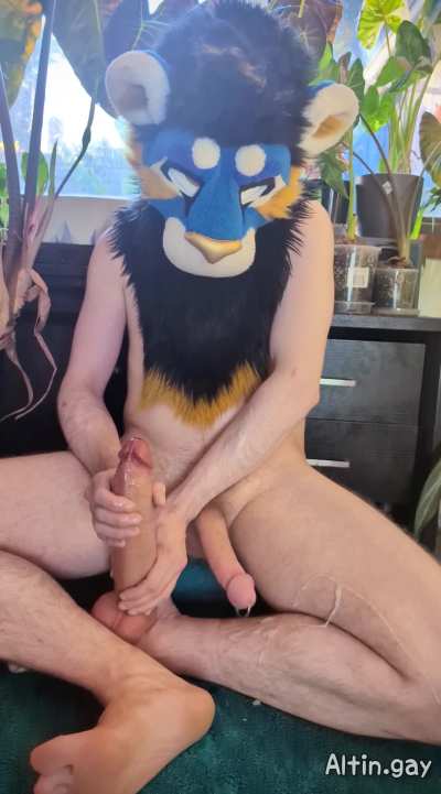 Uncaged handiwork~
