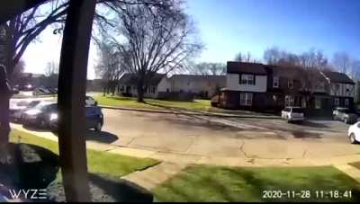 A Woman Uses Defensive Driving While Narrowly Escaping A Hitman