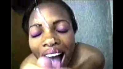 Vintage ebony gets her face blasted with nut