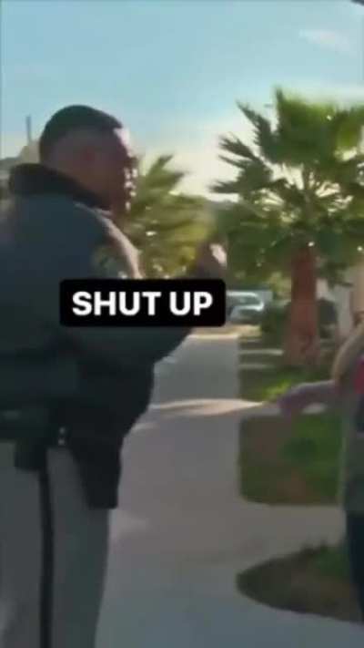 Karen calls police because of black kids in the pool