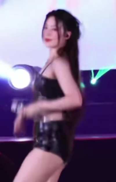 I-DLE Shuhua
