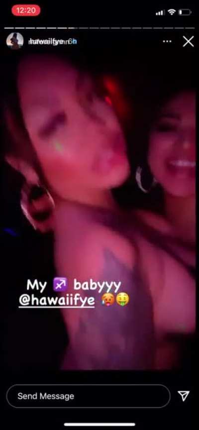 Her shit fat asf