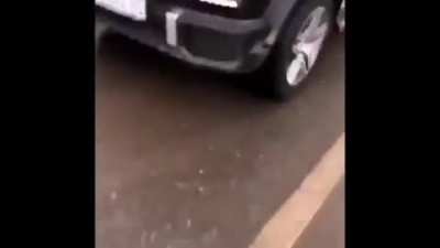 Ты как ездишь?!