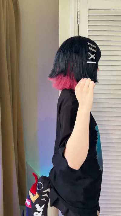 Ellen Joe but small