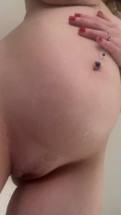 24 weeks pregnant and hornier than ever…
