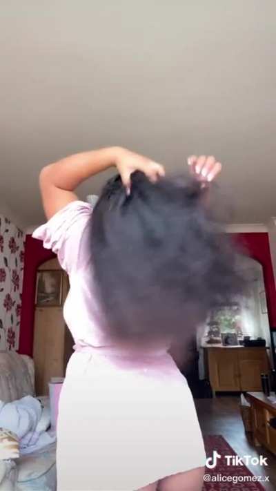 her tiktok used to be lit