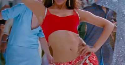 Deepika Padukone navel.... can't resist my dick without jerking ...might cum thrice watching this 12 min pure bliss💦🥵🥵🥵
