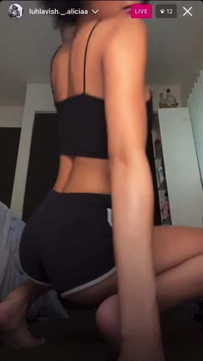 Alici<wbr>a🍑aga<wbr>in