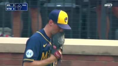 [Highlight] Jeff McNeil and the Mets walk-off the Brewers.
