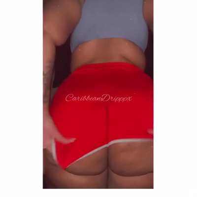 Follow me on IG/ Twitter for a gift