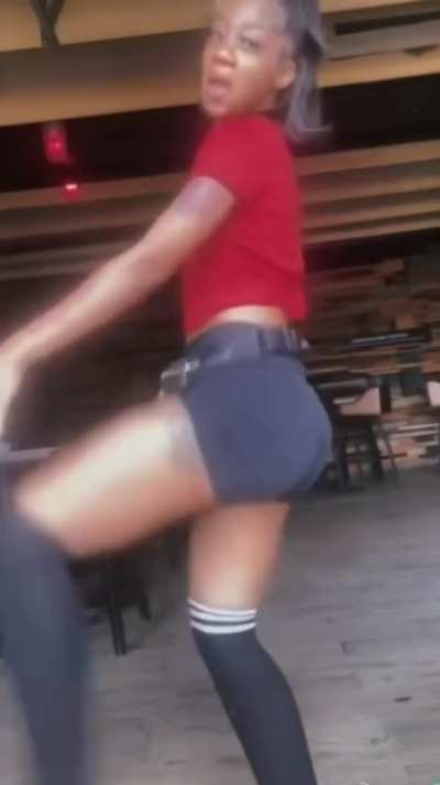 Linn at work 