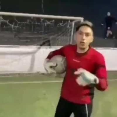 Andres 😳