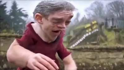 Blursed_tom