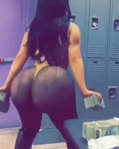 Stripper booty