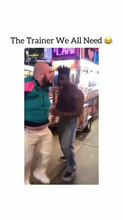 He was just trying to have his hotdog 🌭
