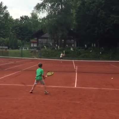 Crazy tennis point