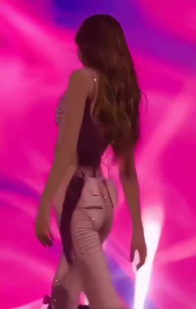 LISA SEXY ENHANCED