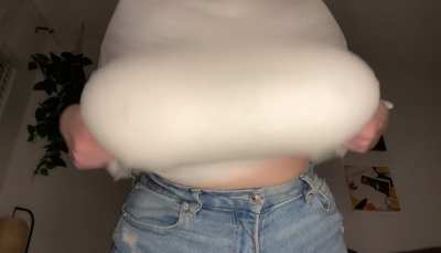 I hope it wasn’t too obvious that I went braless today