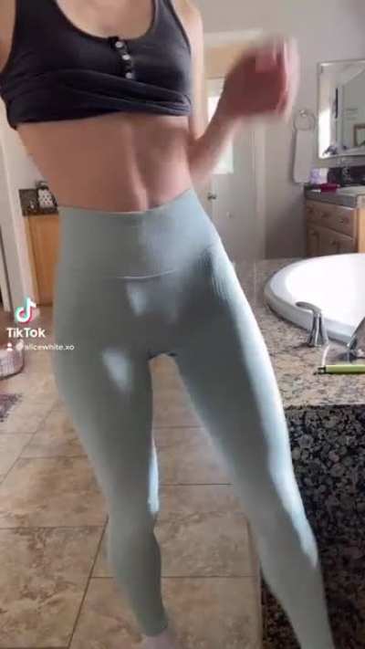 A lil jiggle