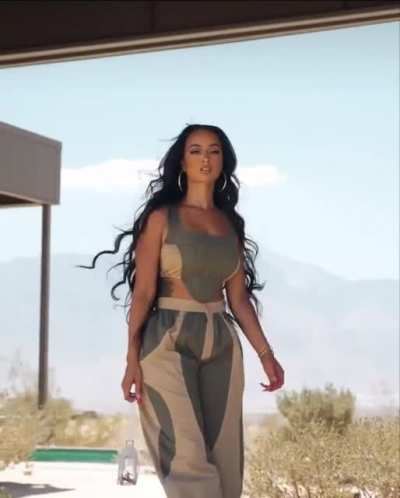 🥰