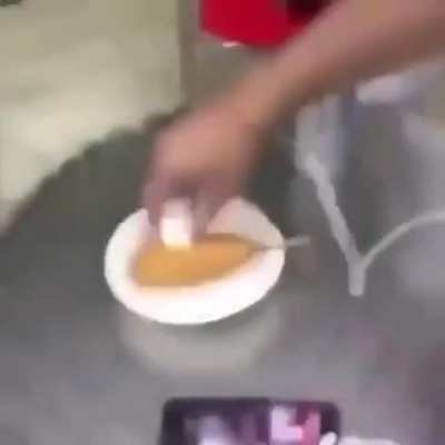 Â