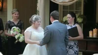 I was waiting a boring wedding video😯😂