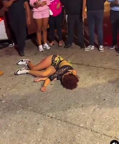Girl gets knocked out by stomp