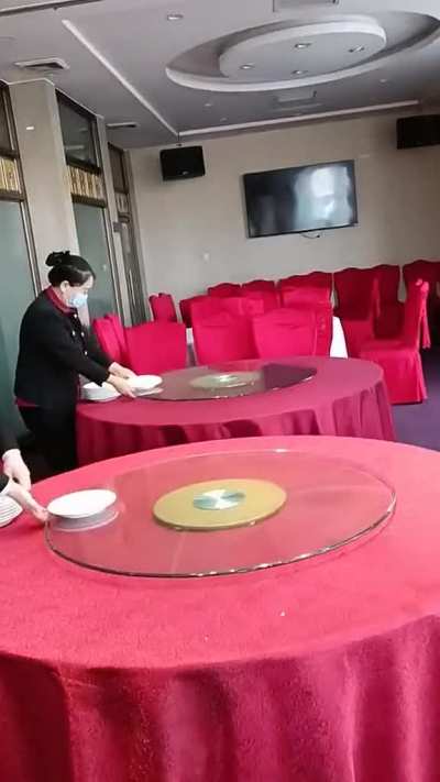 Setting up a table