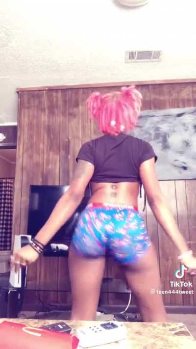 Tweet go crazy