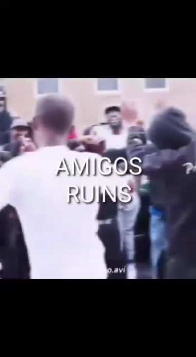 Souzones com seus amigos
