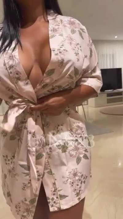 41yo mom, raise your hand if you’d fuck me