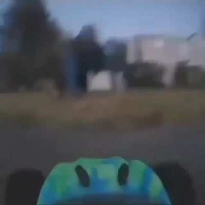 Araba adamı dövüyor_ mp4