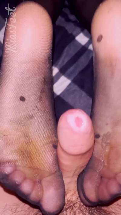 Nylon footjob and cums multiple times on my soles 😏