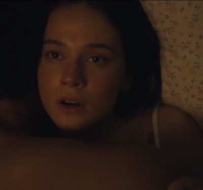 Finally getting to hear Cailee Spaeny moaning was so hot