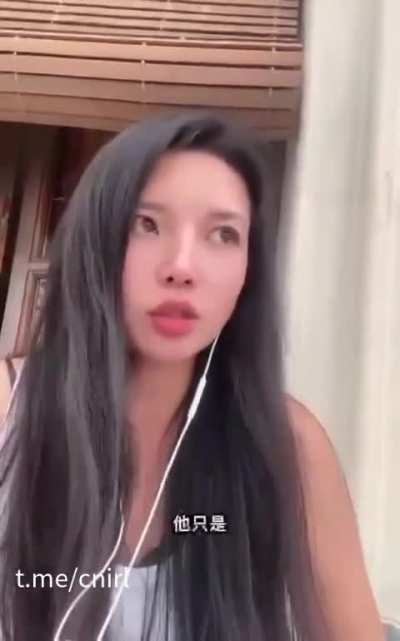 美女说在西<wbr>班牙遭到歧<wbr>视