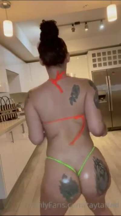 Tatted Pawg 🍑