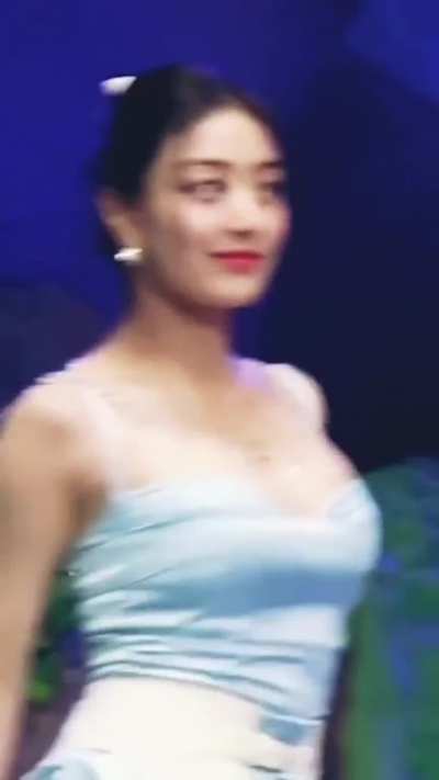 Jihyo 🍑