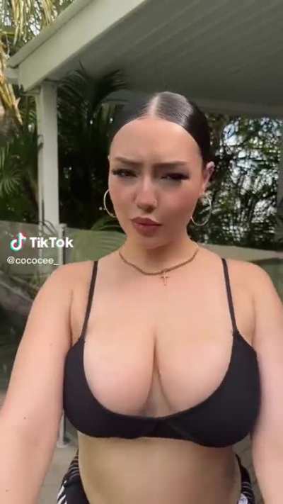 Bouncing melons Follow me on Tiktok @cococee_